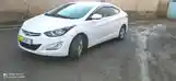 Hyundai Elantra, 2015-3