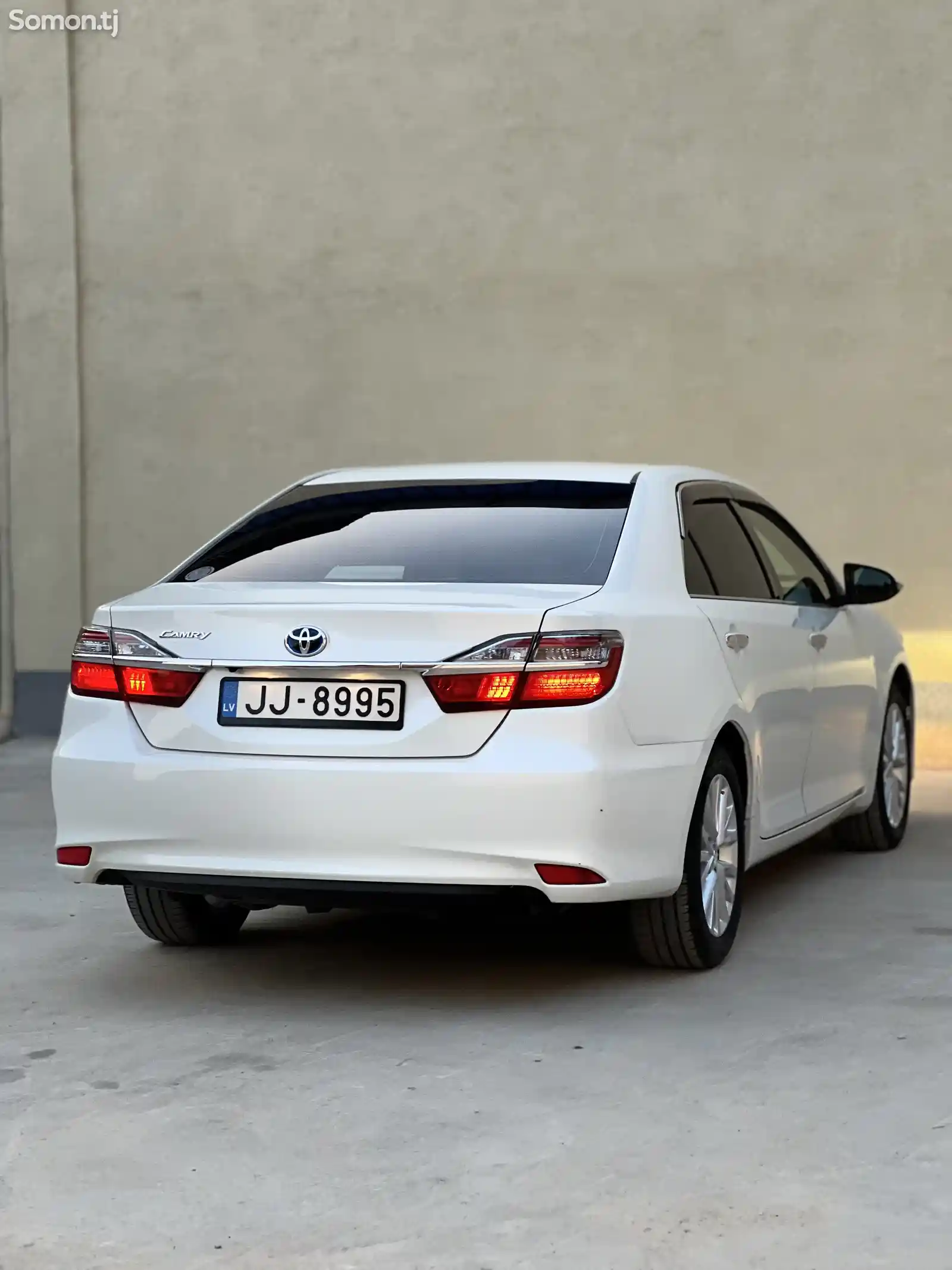 Toyota Camry, 2015-7