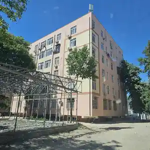 3-комн. квартира, 1 этаж, 83 м², Кривой, пеши лицеи турки