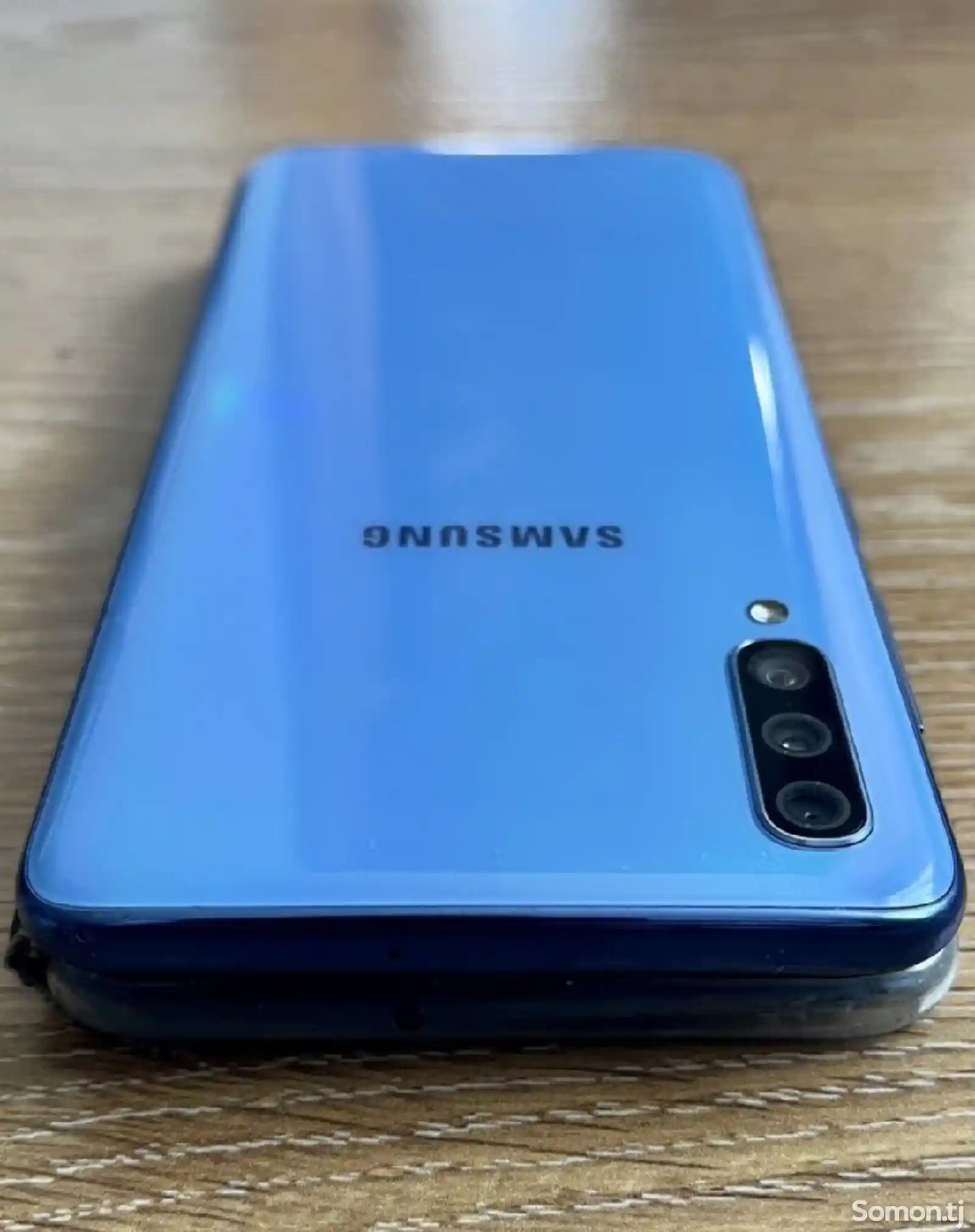 Samsung Galaxy A70 128Gb-3