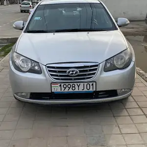 Hyundai Avante, 2010