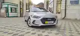 Hyundai Elantra, 2017-3