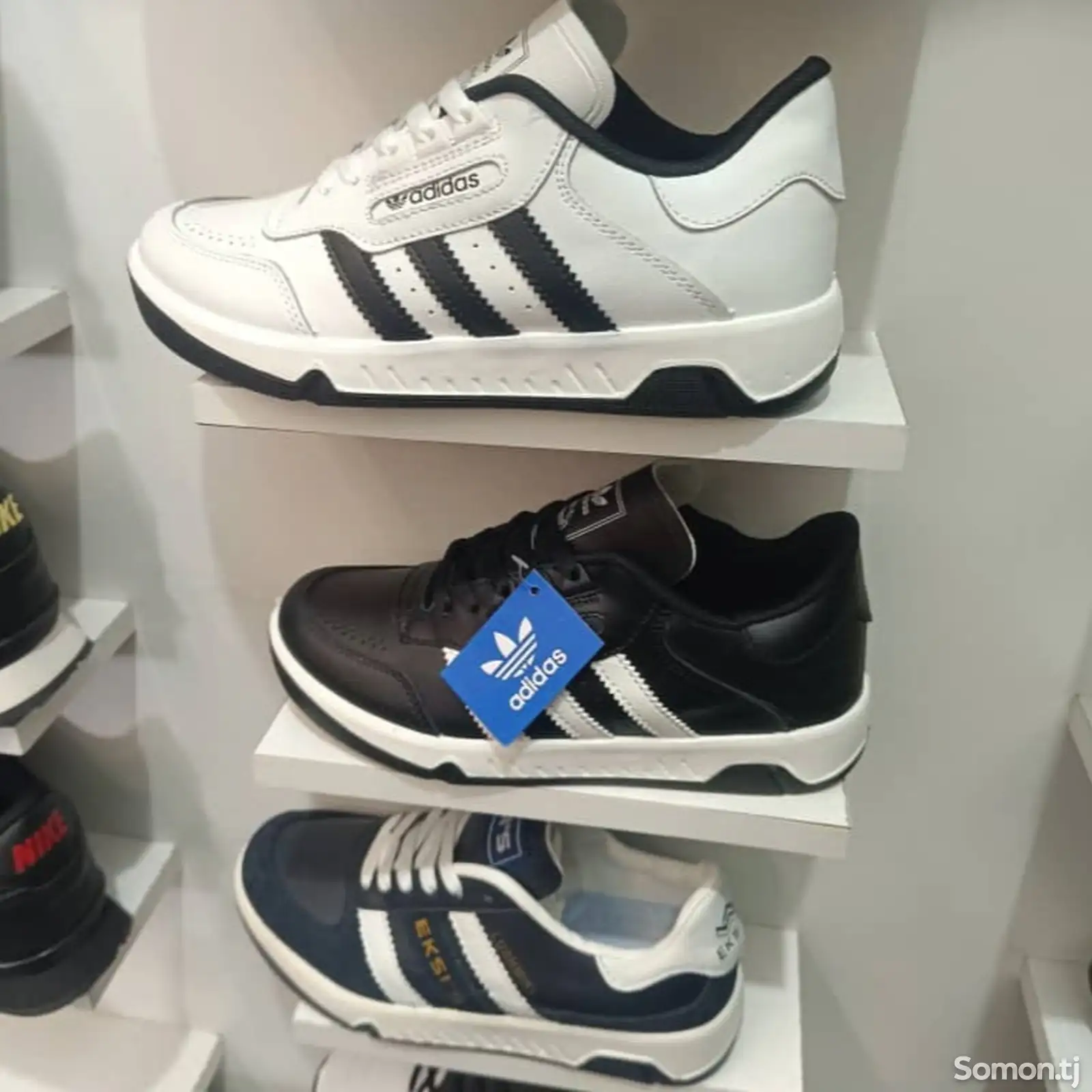 Кроссовки Adidas-2