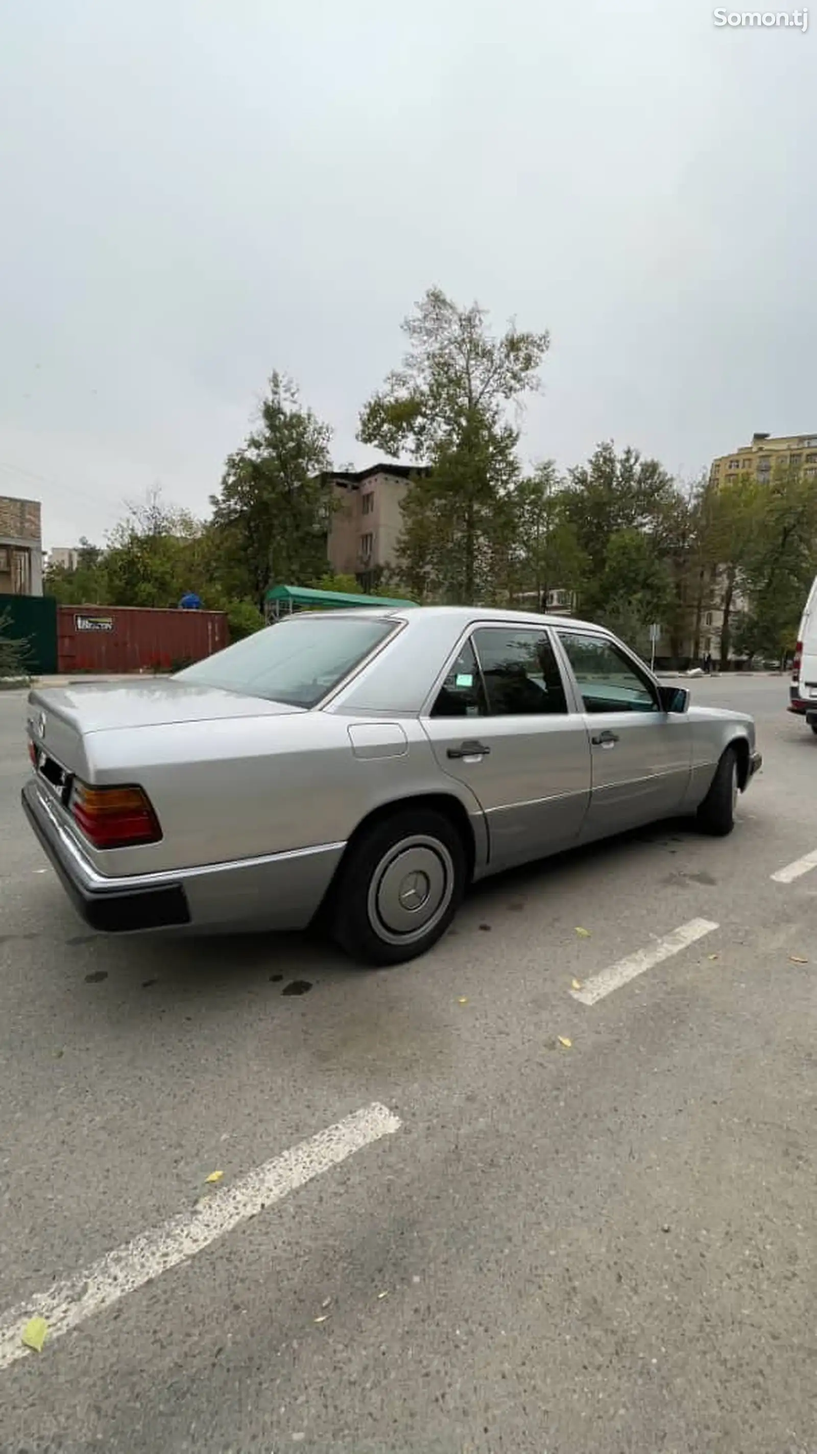 Mercedes-Benz W124, 1992-3