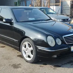 Mercedes-Benz E class, 2000