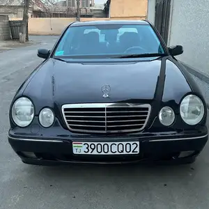 Mercedes-Benz E class, 2001