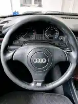 Audi A8, 1998-6