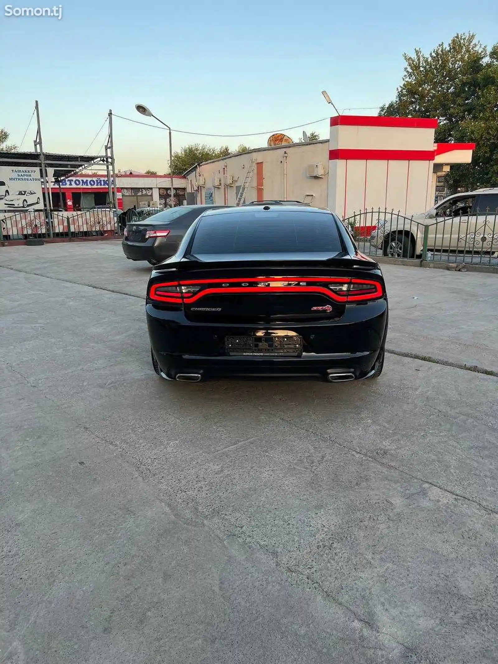 Dodge Charger, 2017-3