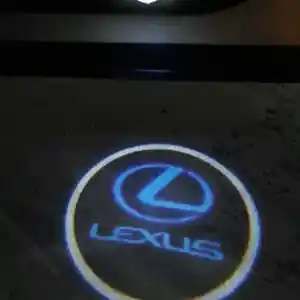 Логотип под двери Lexus