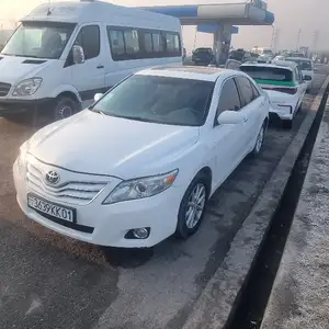 Toyota Camry, 2011