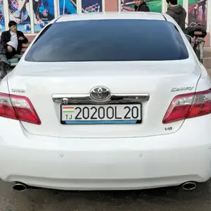 Toyota Camry, 2011