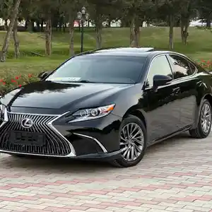 Lexus ES series, 2013