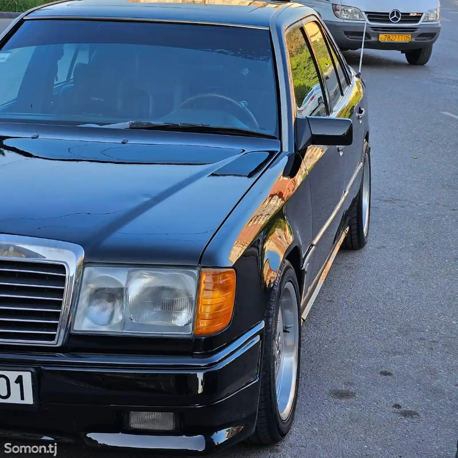 Mercedes-Benz W124, 1990-2