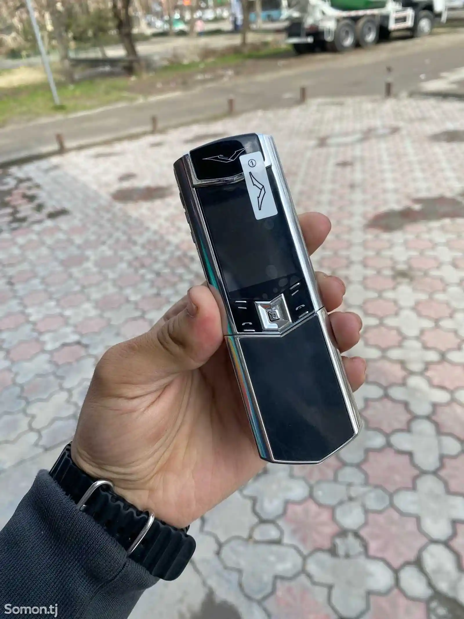 Телефон Vertu-1