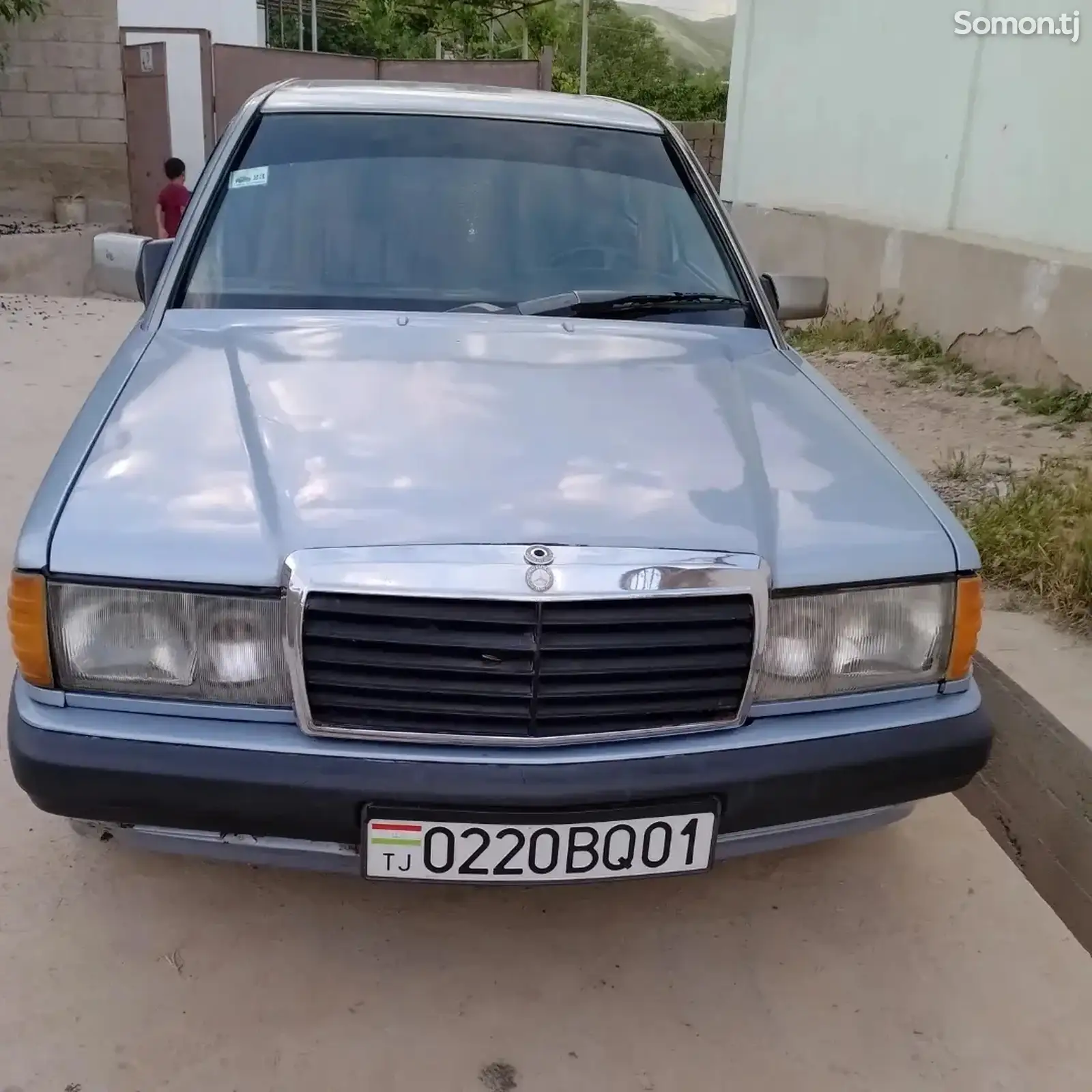 Mercedes-Benz W201, 1990-1