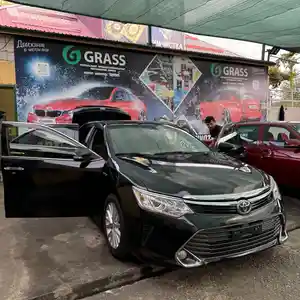 Toyota Camry, 2016