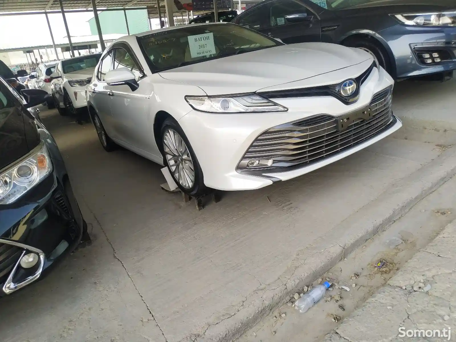 Toyota Camry, 2017-1