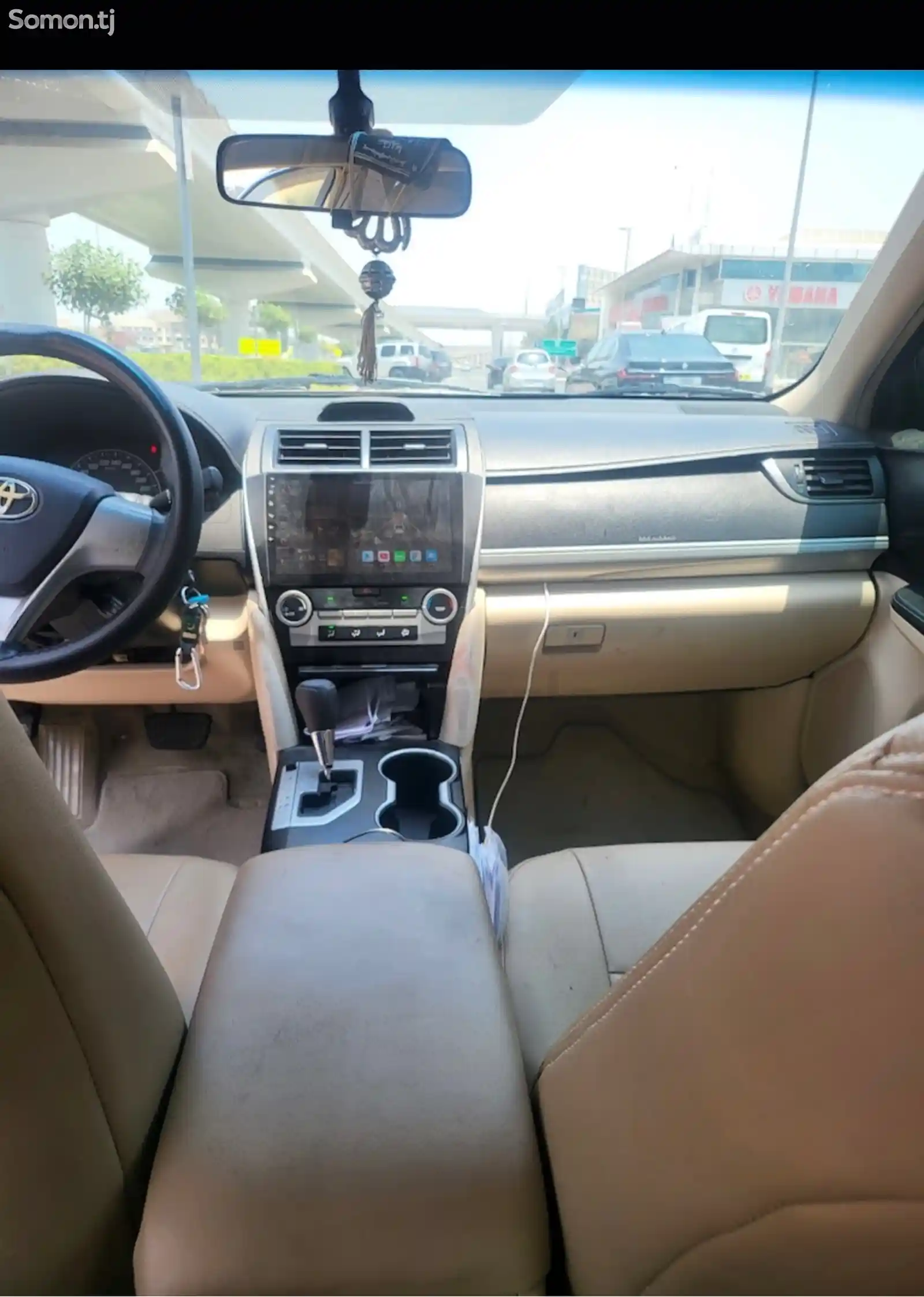 Toyota Camry, 2015-12