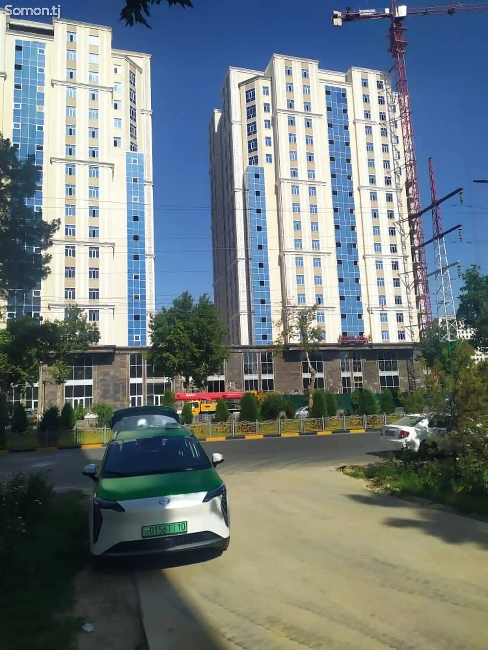 3-комн. квартира, 18 этаж, 109 м², Молодежный Театр