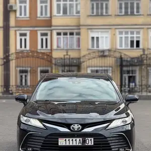 Toyota Camry, 2018