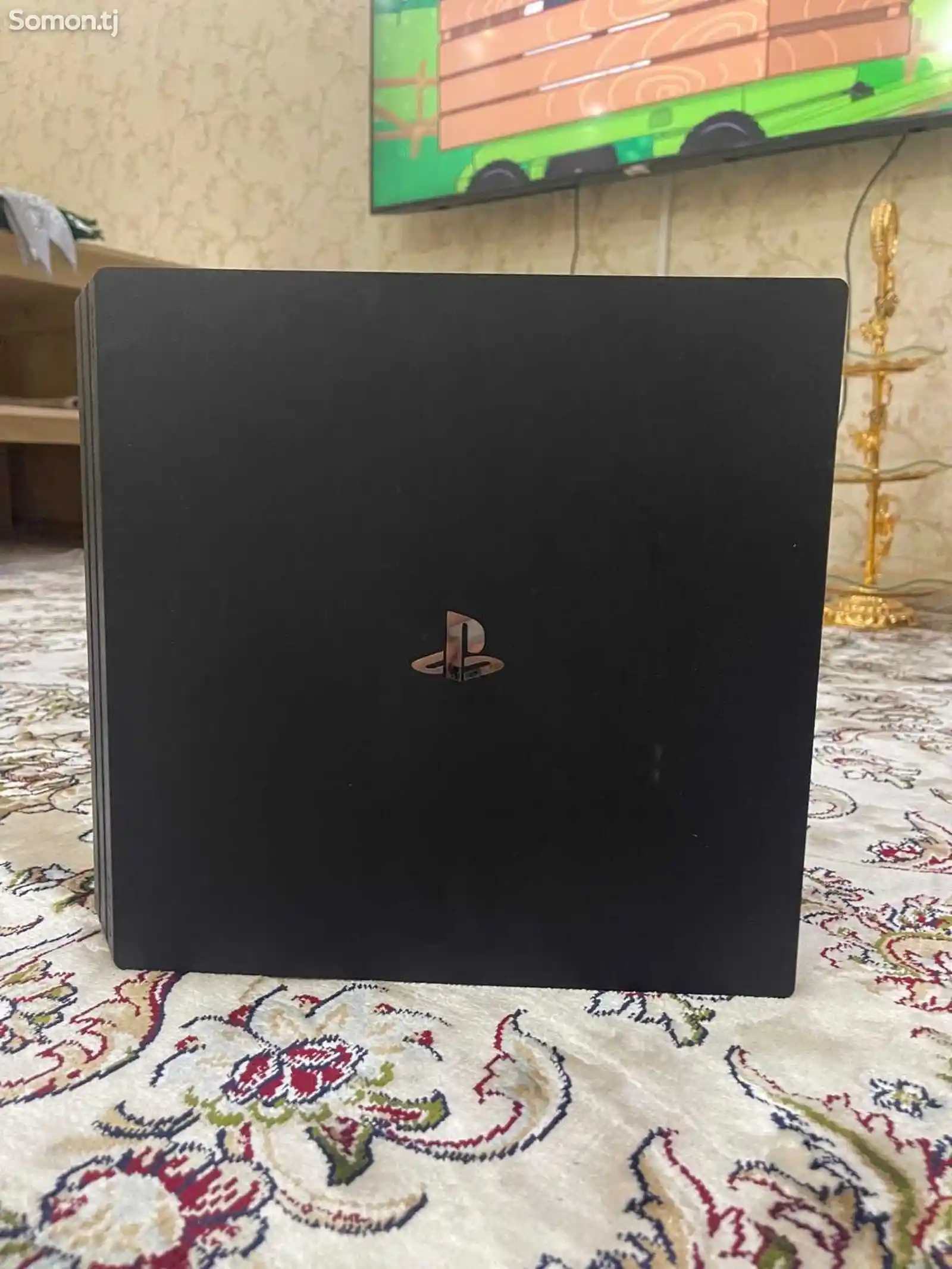 Игровая приставка Sony Playstation 4 pro-1