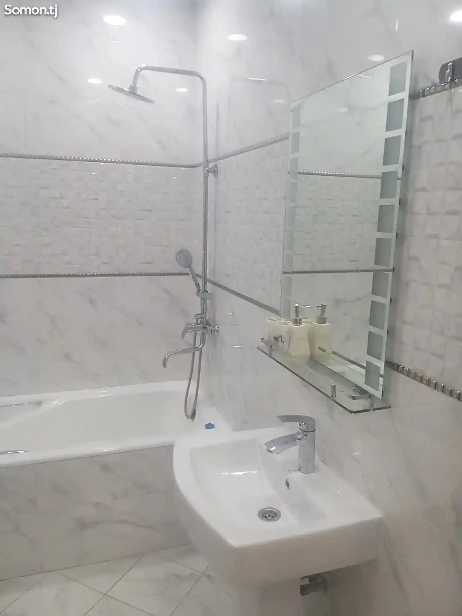 2-комн. квартира, 3 этаж, 110м², Дом печати-11