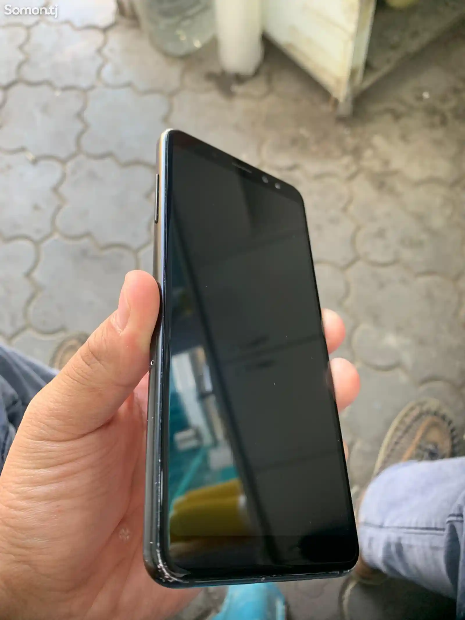 Samsung Galaxy A8, 2018-1