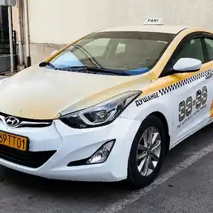 Hyundai Elantra, 2015