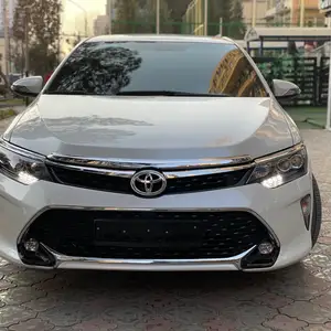 Toyota Camry, 2015