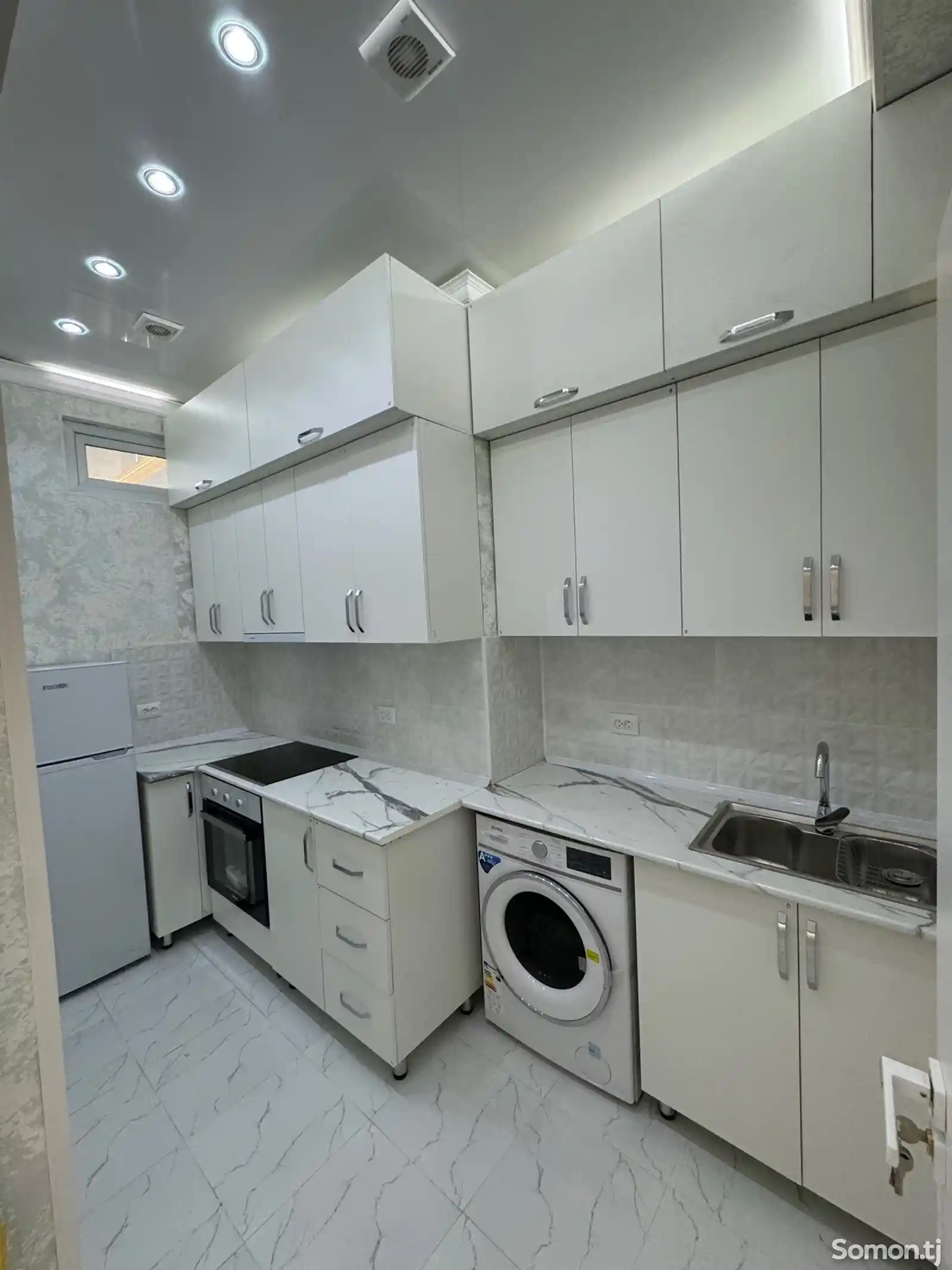 3-комн. квартира, 13 этаж, 65 м², Махсум-2