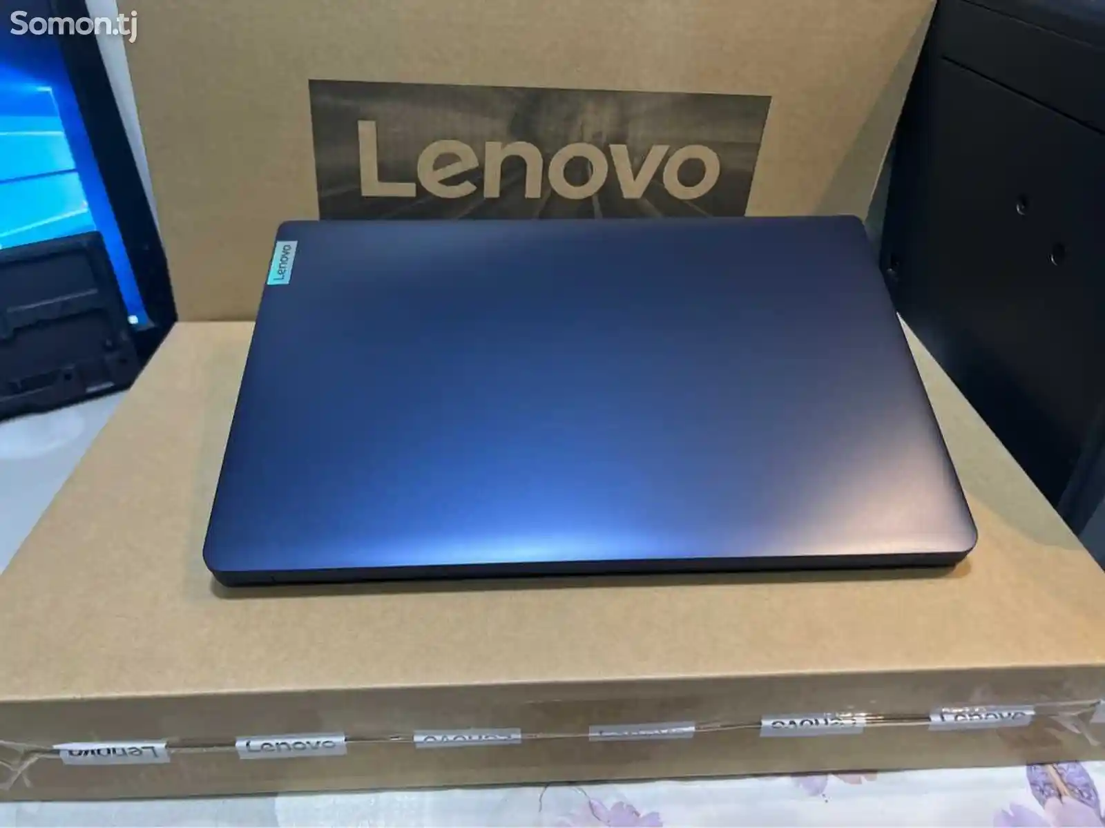 Ноутбук Lenovo - 8GB 256GB SSD-5