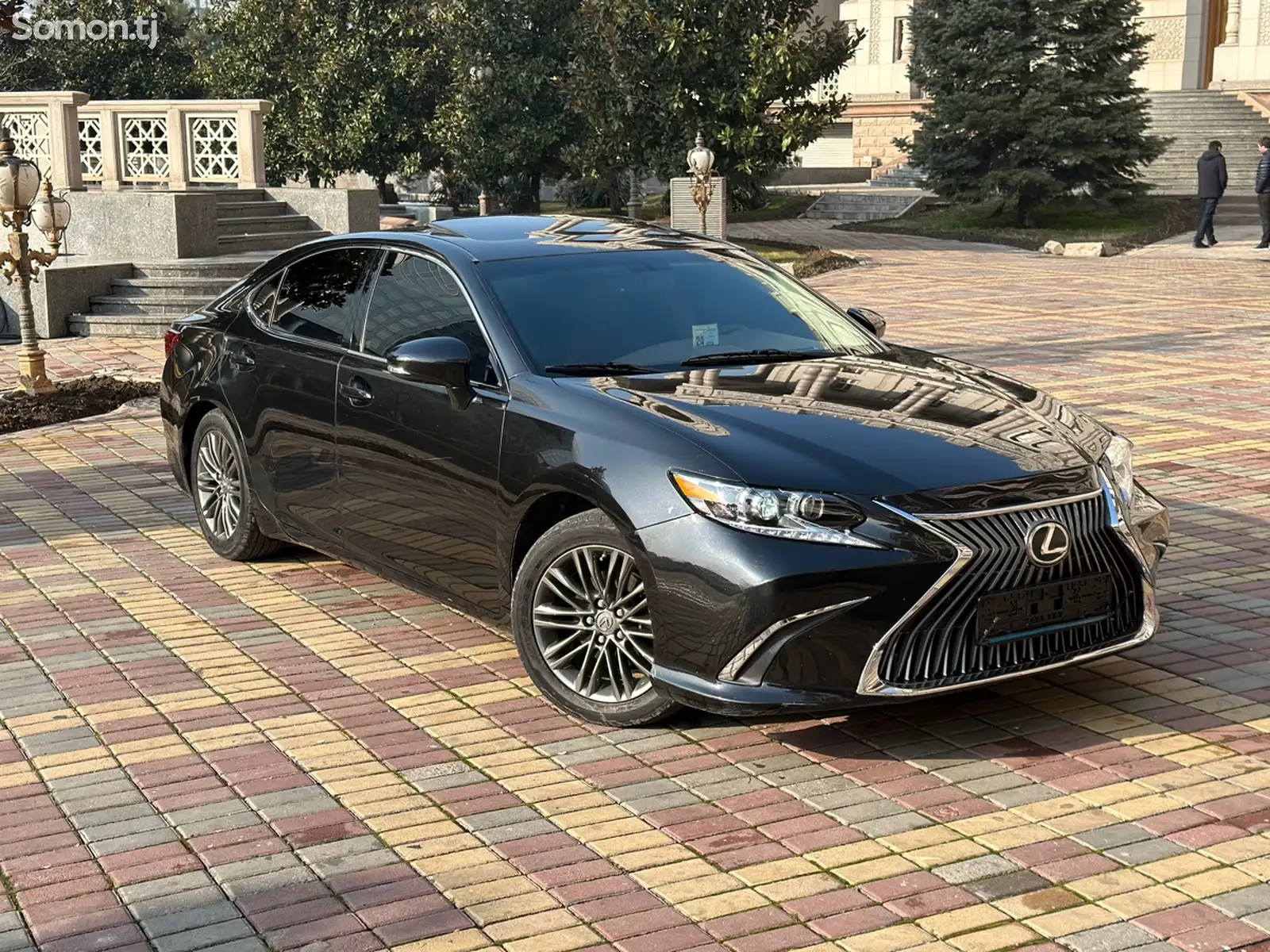 Lexus ES series, 2017-1