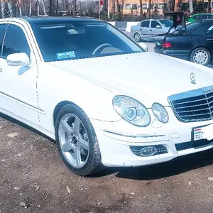 Mercedes-Benz E class, 2008