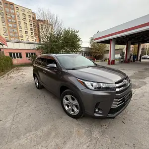 Toyota Highlander, 2017