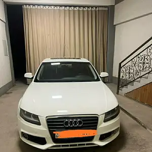 Audi A4, 2011