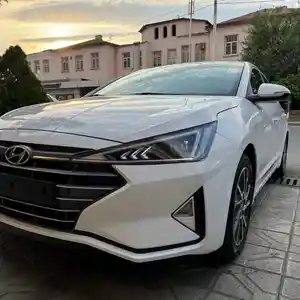 Hyundai Avante, 2019