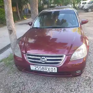 Nissan Altima, 2004