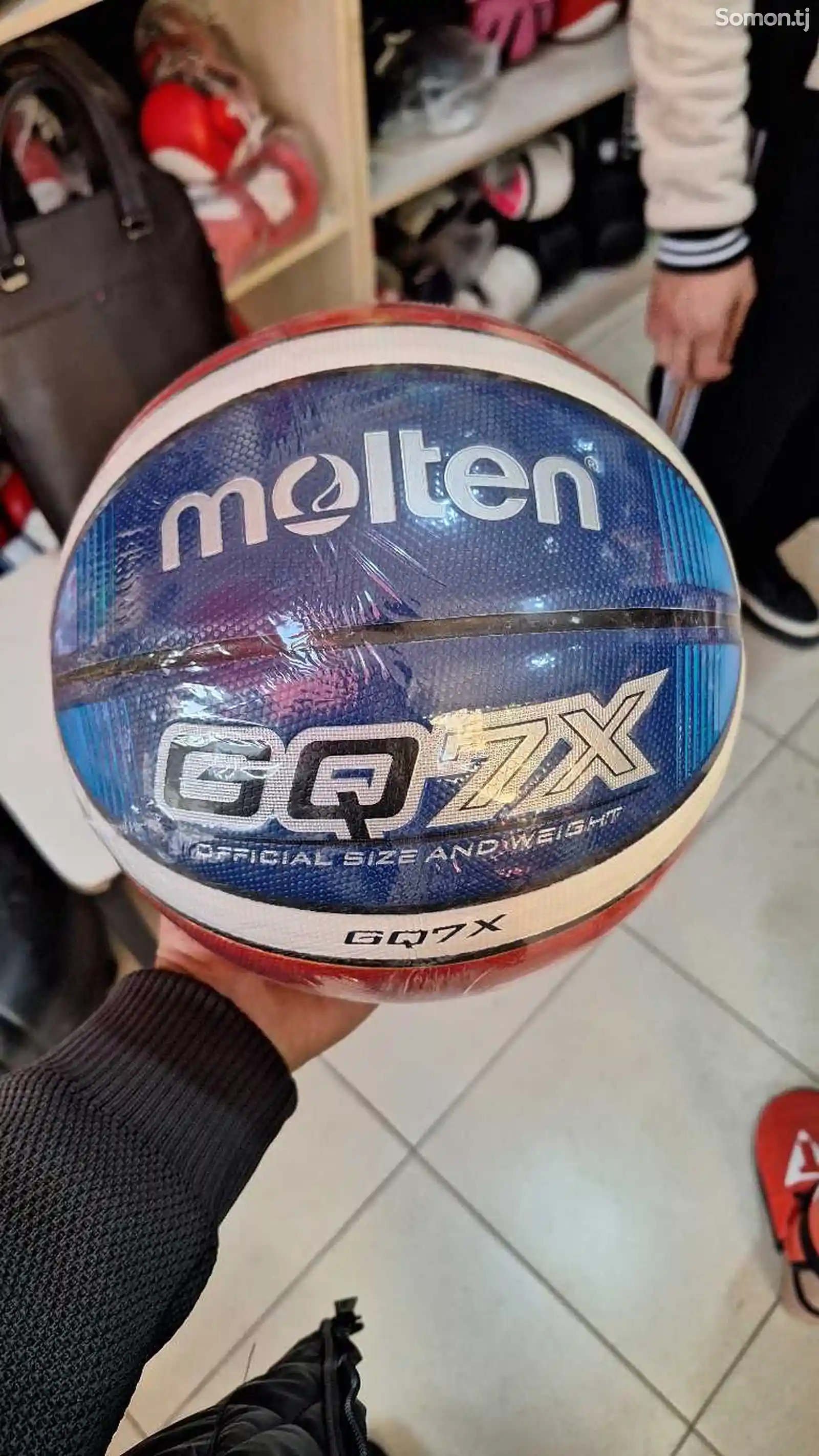Мяч баскетбольный Molten-1