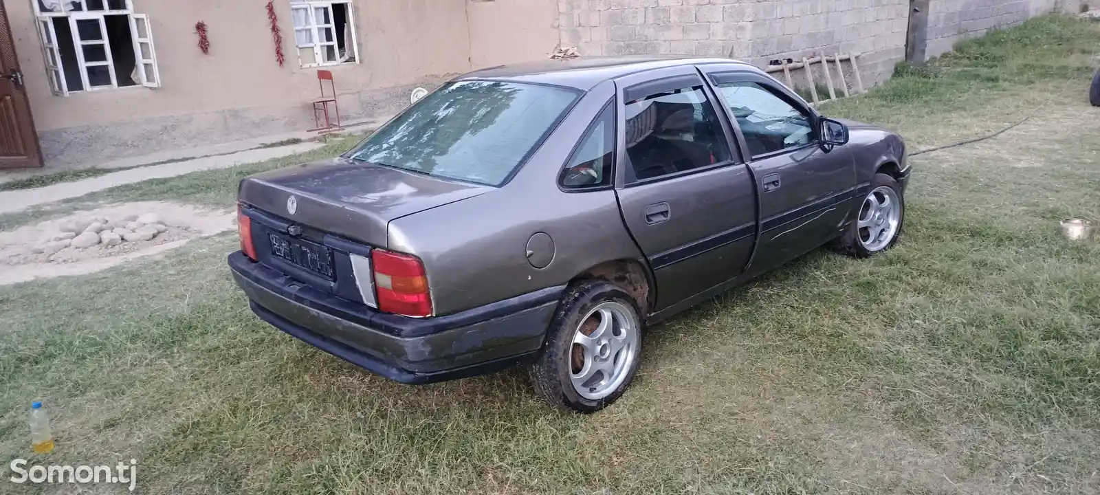 Opel Vectra A, 1993-2