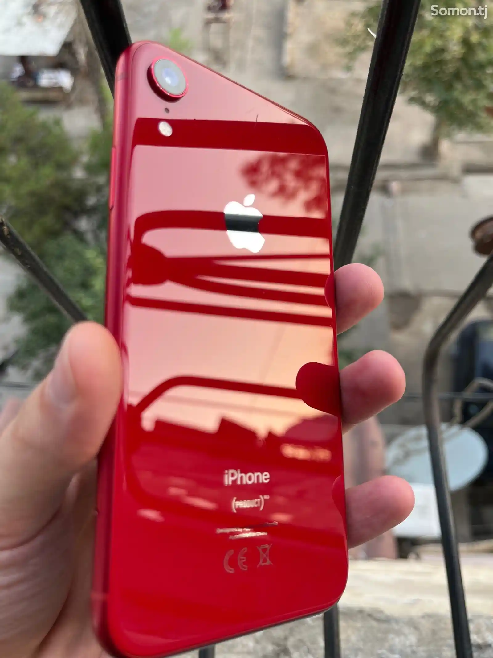 Apple iPhone Xr, 128 gb, Product Red-2