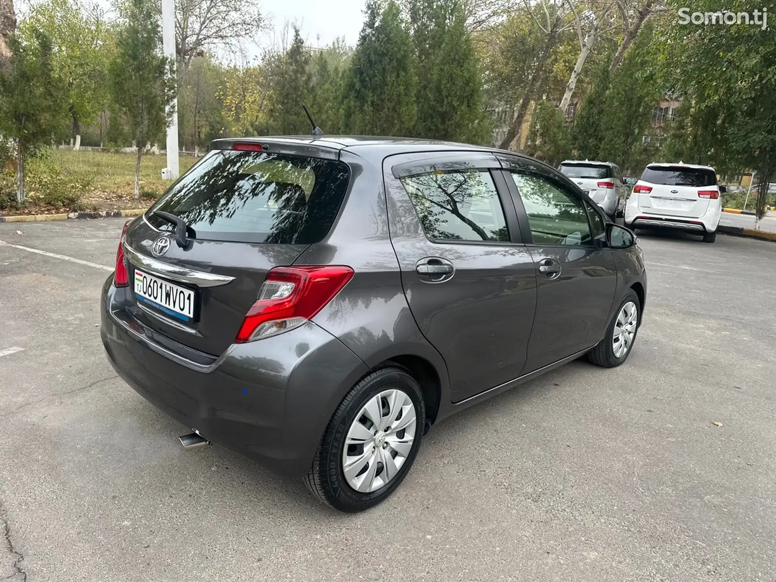 Toyota Vitz, 2014-5