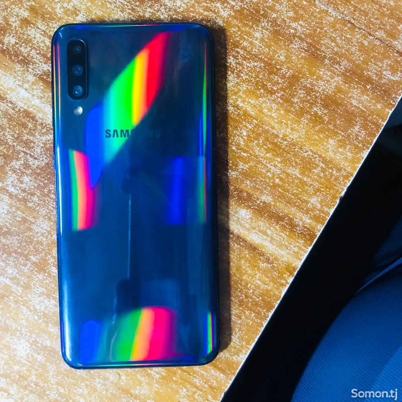 Samsung Galaxy A50-1