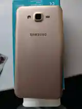 Samsung Galaxy J7 Neo-4