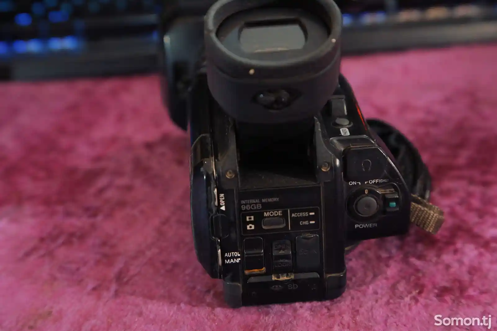 Видеокамера Sony NX70P-3