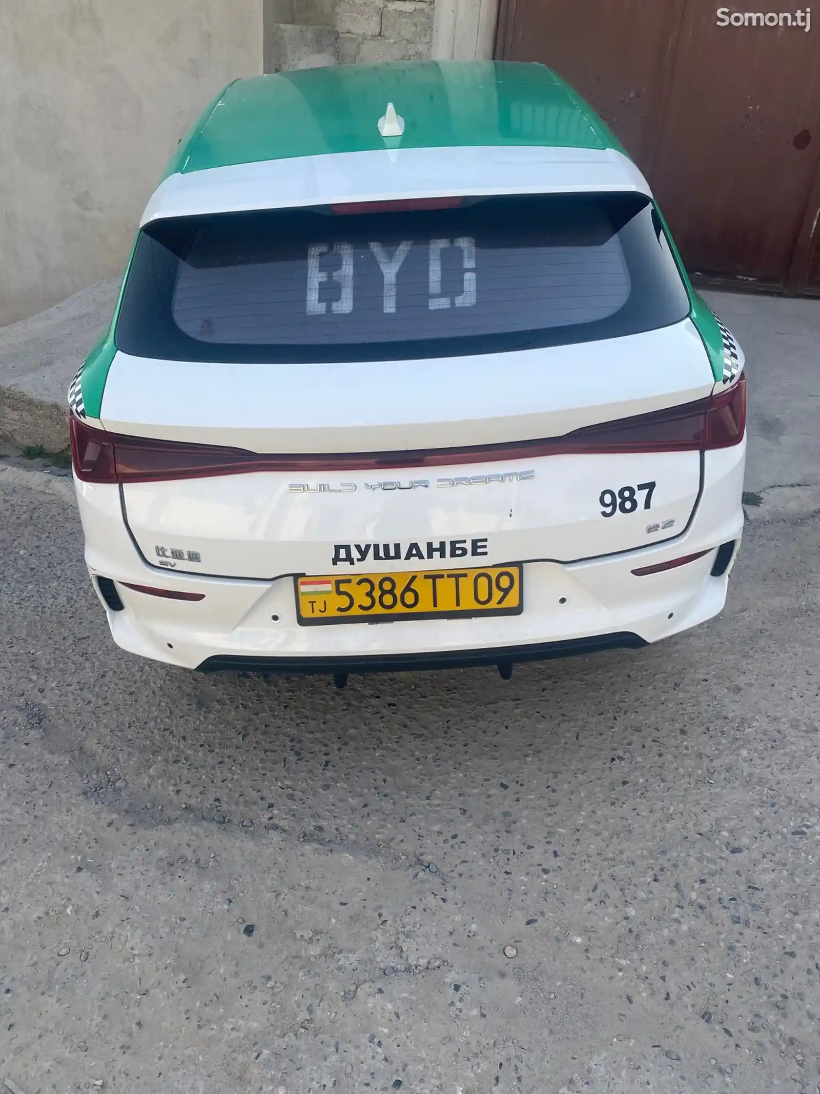 BYD E2, 2022