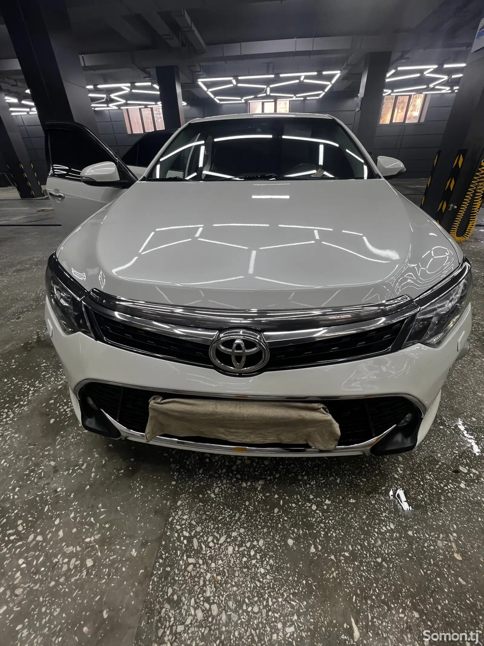 Toyota Camry, 2017-1