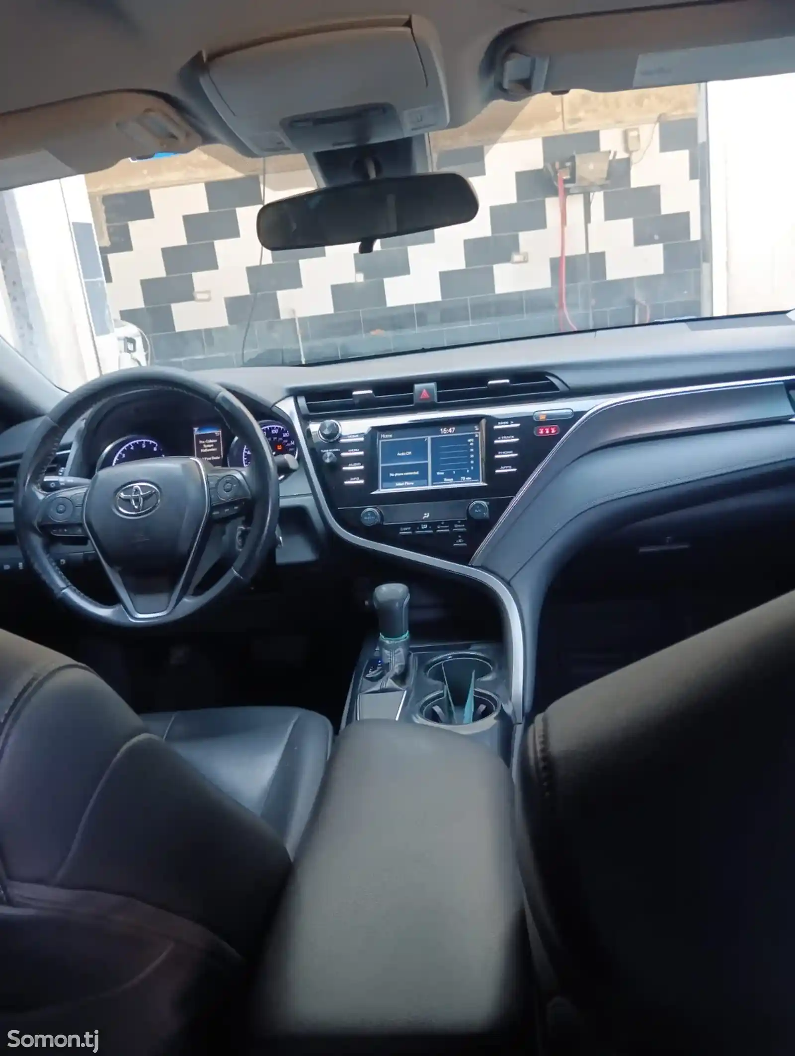 Toyota Camry, 2018-4