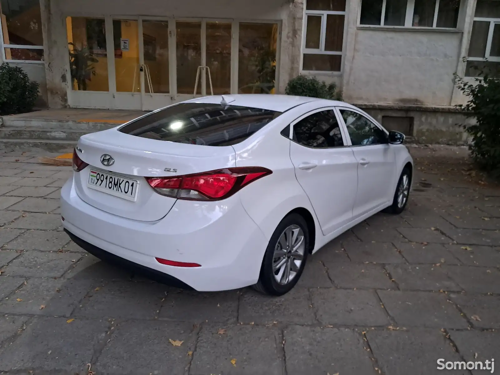 Hyundai Elantra, 2016-6