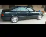 Mercedes-Benz W124, 1993-8