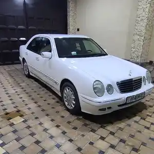 Mercedes-Benz E class, 2000